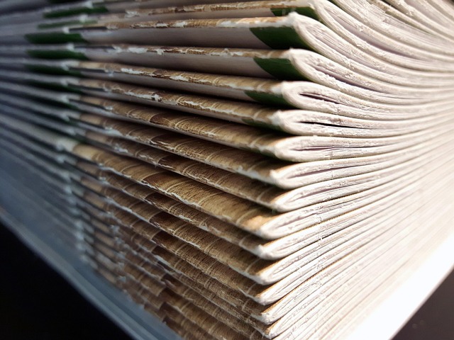 books-2572110_640 reklámhordozó papír