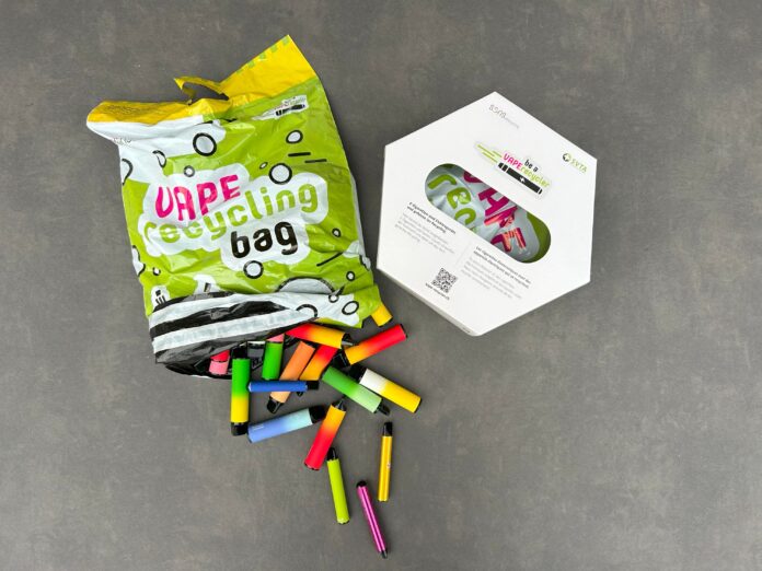 e-cigaretta; vape; e-cigarettes