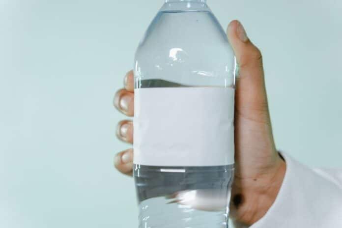 műanyagkövetési törvény; Tracking Plastic Act of 2026