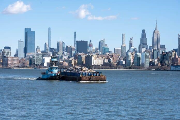 New York-i hulladékgazdálkodás; New York recycling oversight