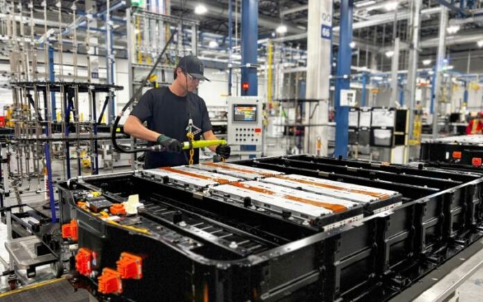 GM akkumulátor újrahasznosítás; GM battery recycling
