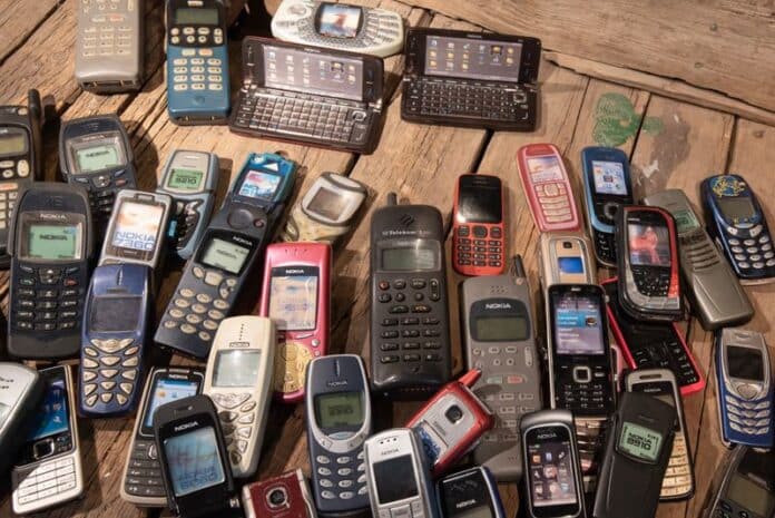 e-hulladék-kezelési szokások; e-waste habits