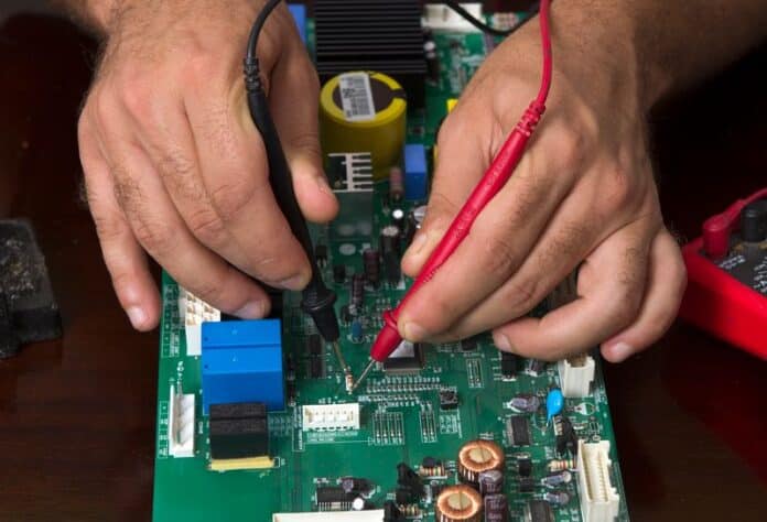 javítható elektronikai eszközök; repairable electronics